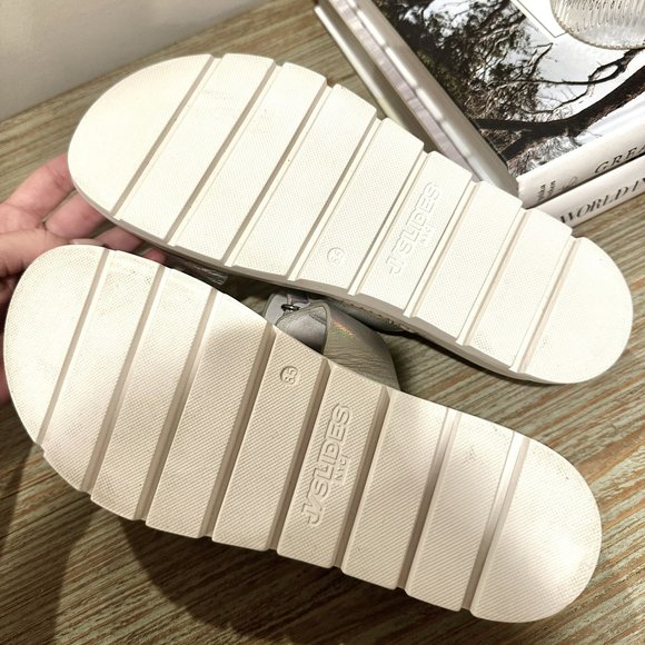 Womens J Slides Baha Silver Metallic Slides - Picture 2 of 3